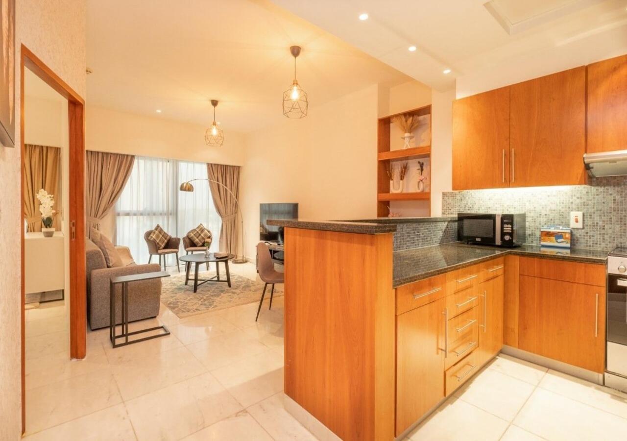 דובאי Hometown Apartments - Cosy 1 Bedroom Apartment With Brand New Furniture In Difc מראה חיצוני תמונה